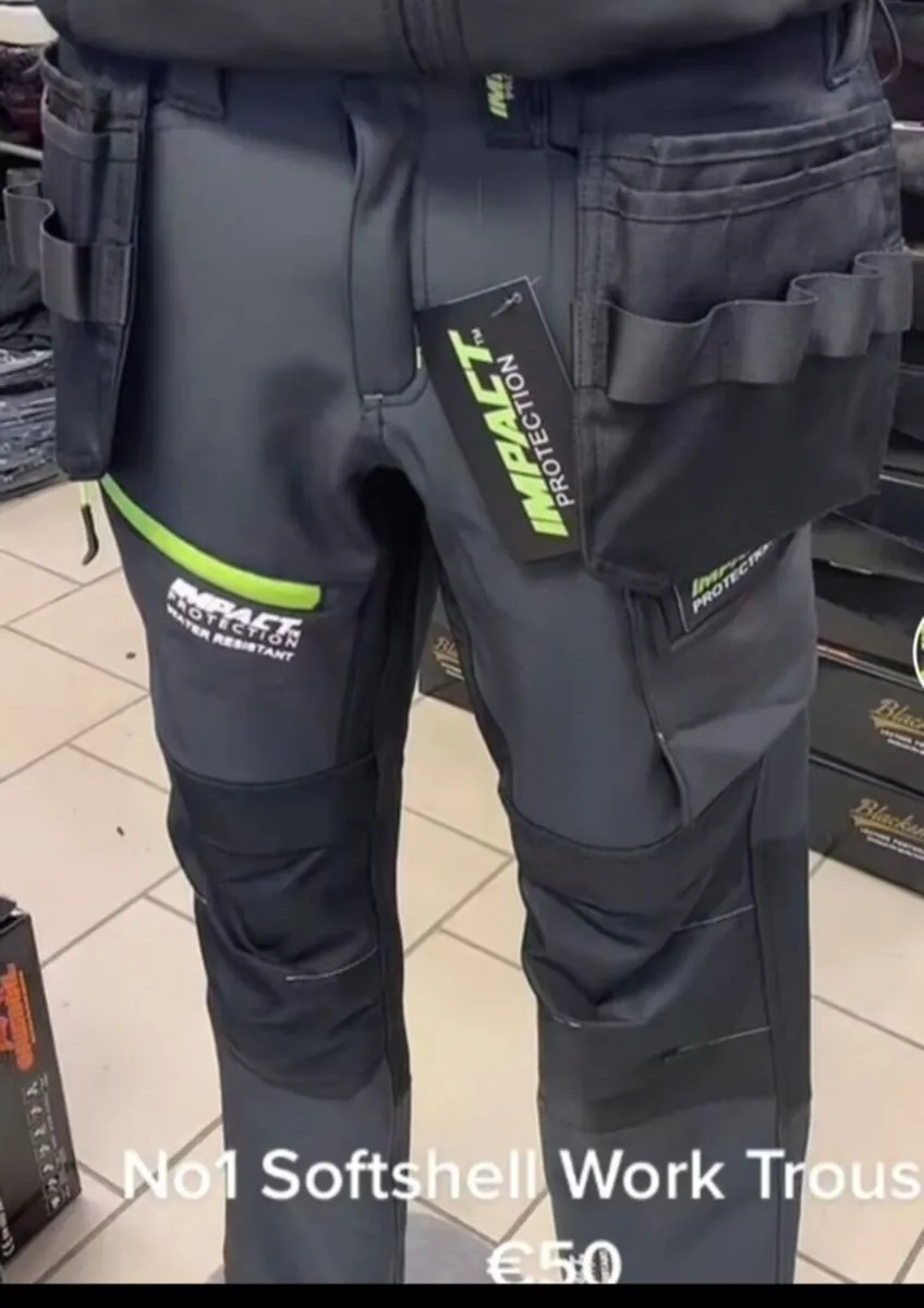 Soft shell fleece 🥶lined water resistant work - Image 1