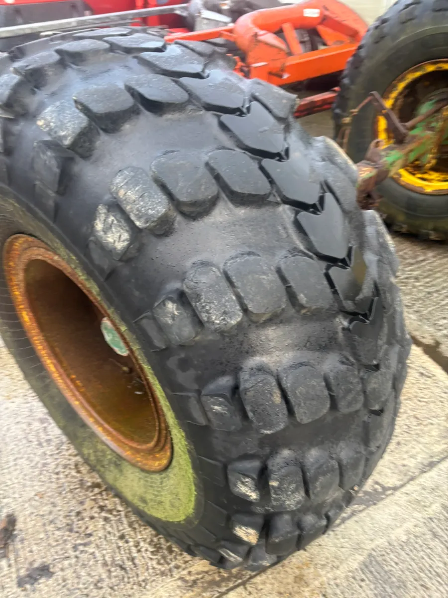 AXEL AND WHEELS - Image 2