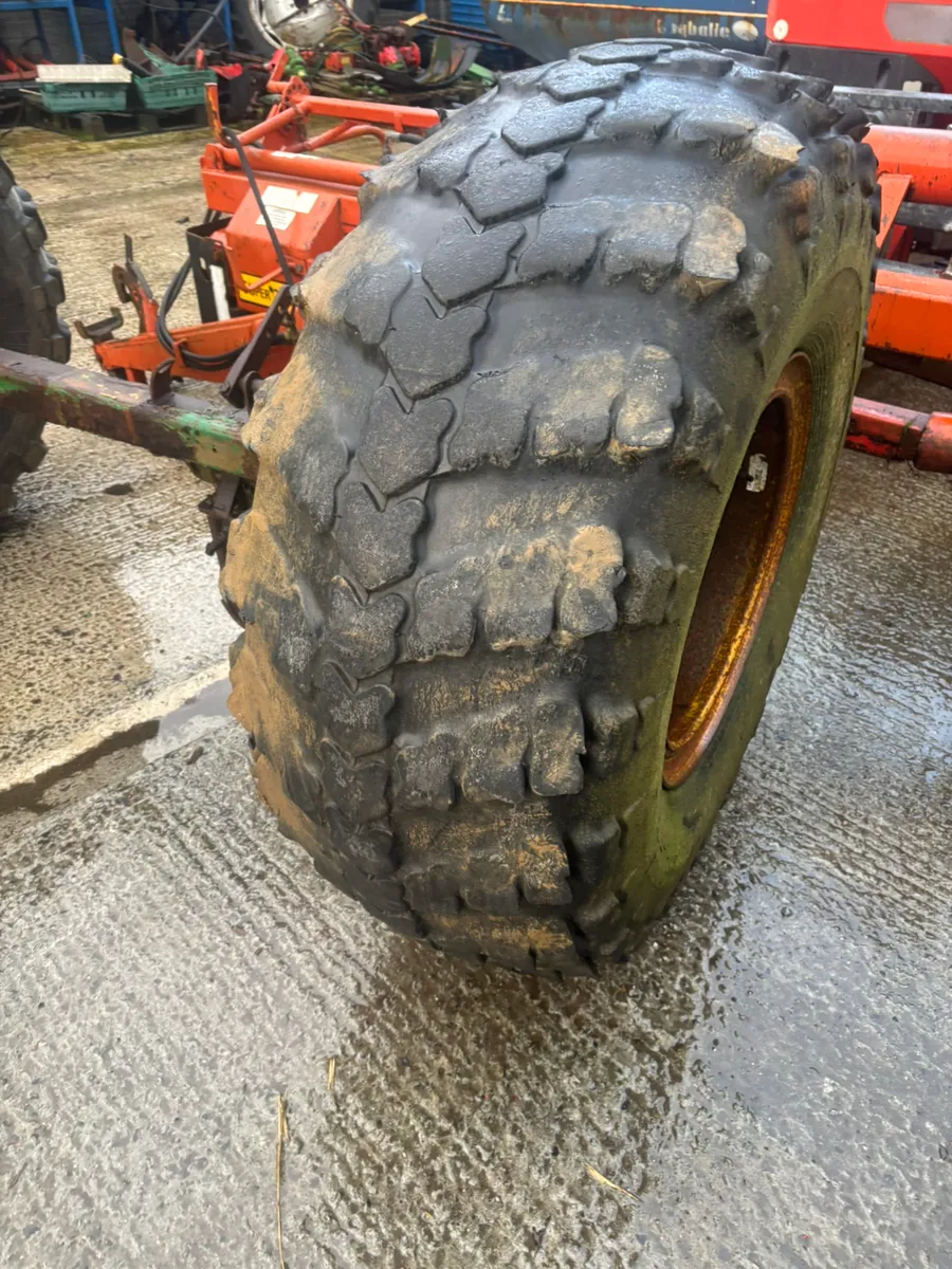 AXEL AND WHEELS - Image 3