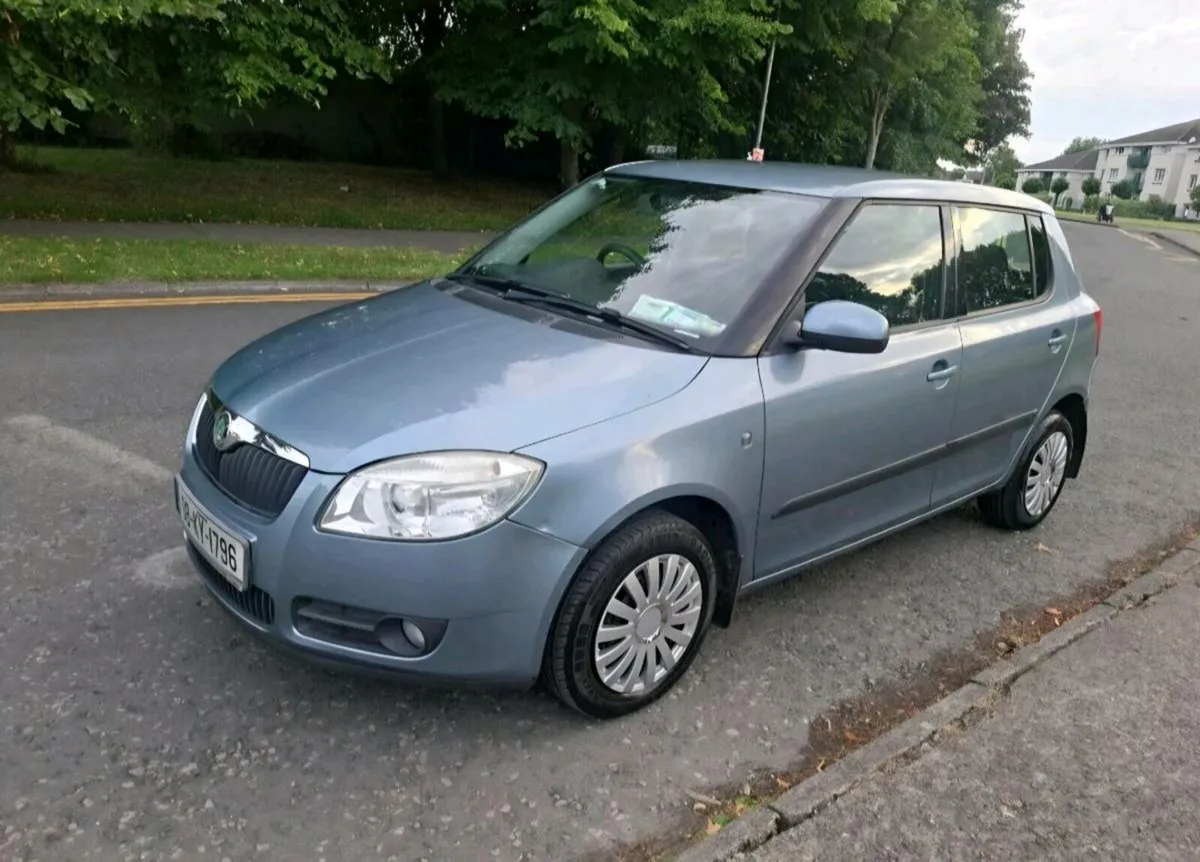 SKODA FABIA 1.2 Petrol 2008 - Image 2