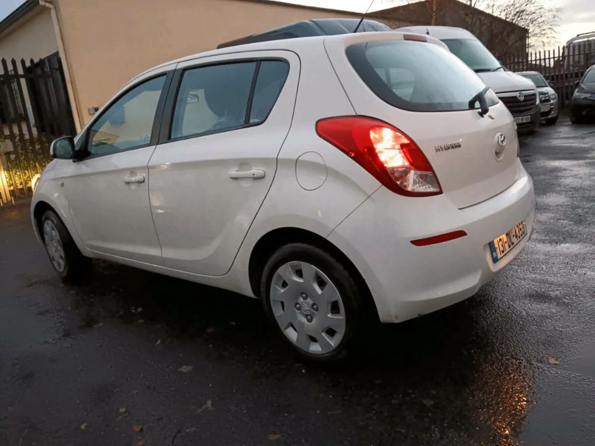 Hyundai i20 2013 petrol manual - Image 4