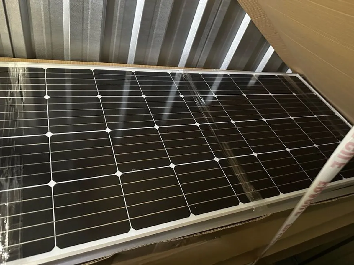 28 New Solar Panels - Image 2