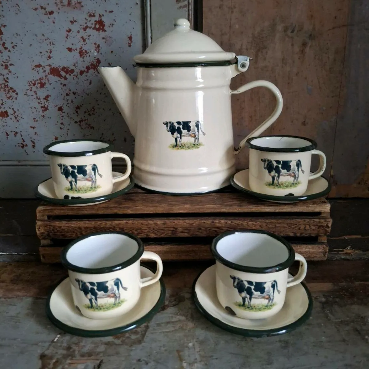 Enamel Coffee Pot & Cups - Image 1