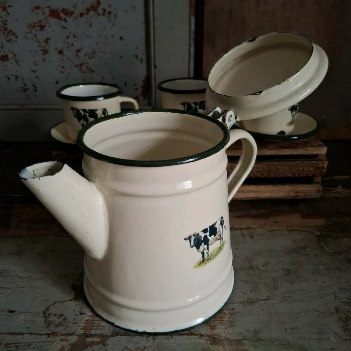 Enamel Coffee Pot & Cups - Image 3