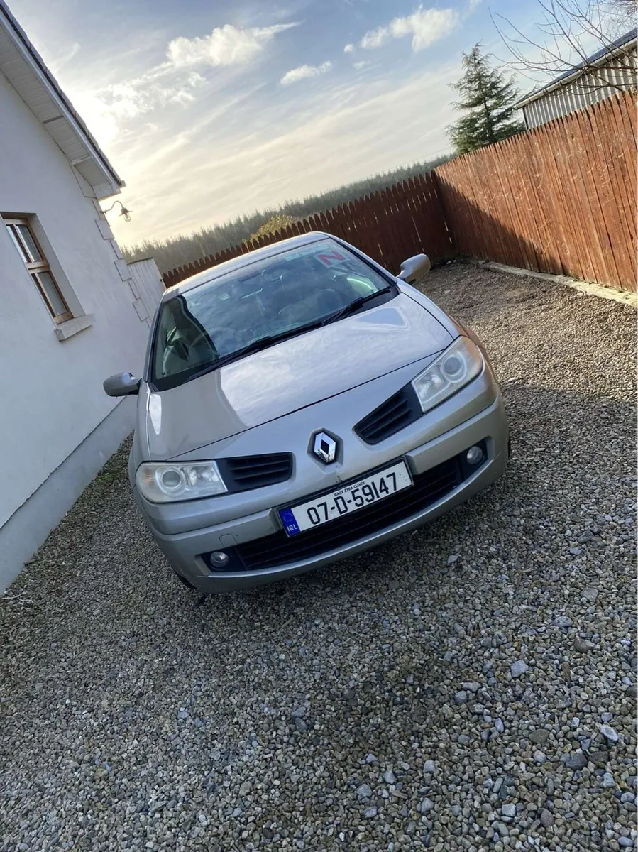 2007 Renault megane convertible - Image 1
