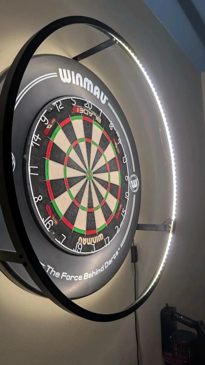 Winmau darts board. - Image 3