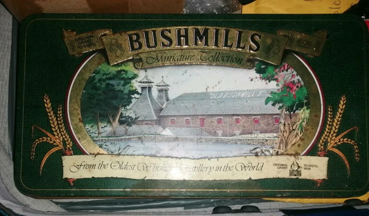 VINTAGE OLD BUSHMILLS TIN
