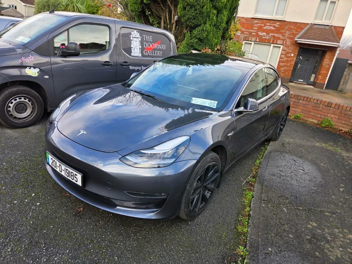 Tesla model 3 LR - Image 3