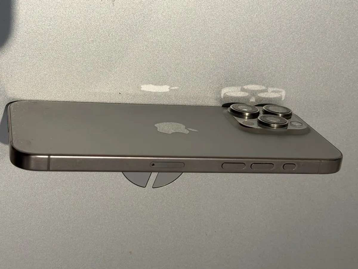 iphone 15 pro max - Image 4