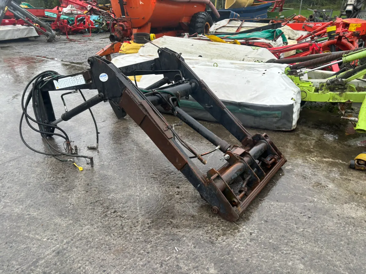 QUICKE 3300  LOADER - Image 2