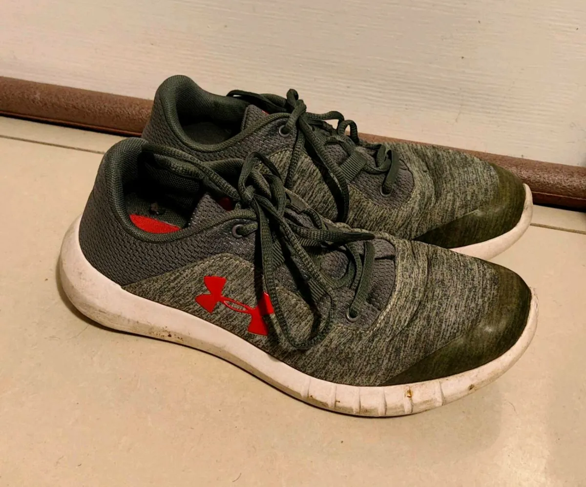 🏃‍♀️ Under Armour Trainers – Grey with Red Logo | - Image 4
