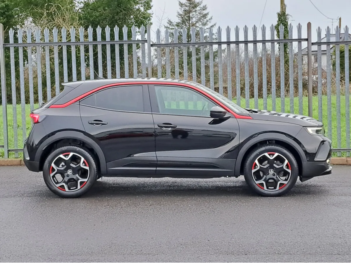 Opel Mokka GS LINE 1.2TURBO 100BHP **HIGH SPEC** - Image 3