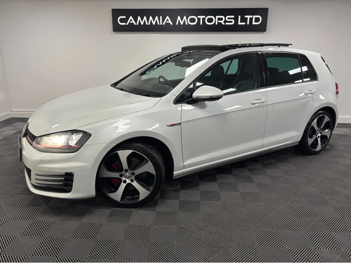 Volkswagen Golf *VOLKSWAGEN GOLF GTI* *DSG* *LOW M - Image 2