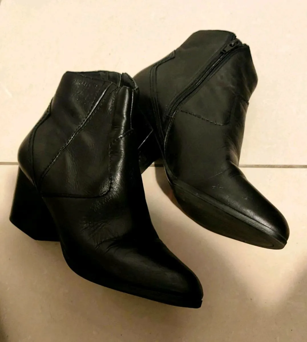 👢 ALDO Black Leather Ankle Boots – Size US 9 / EU - Image 3