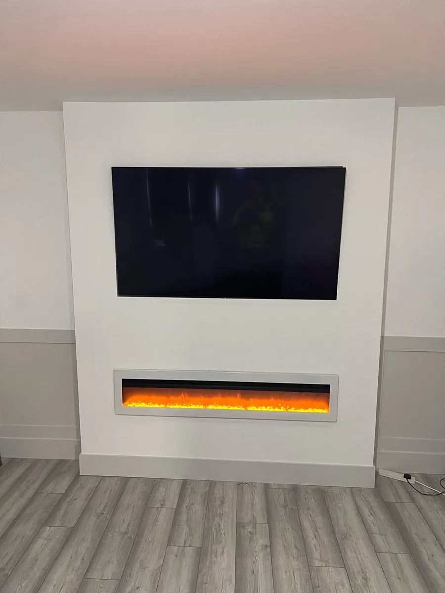 Carpenter available Roofing / 1st 2ed fix - Image 3