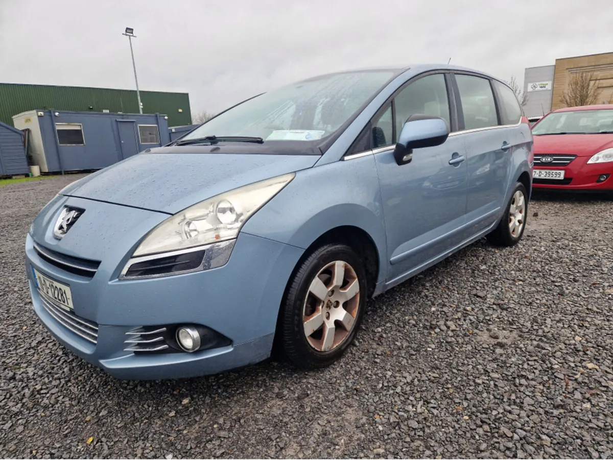Peugeot 5008 SX 1.6 HDI 110 7 SEATS 5DR - Image 3
