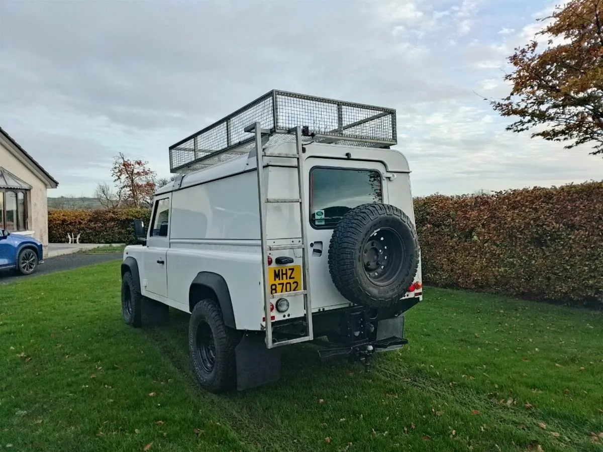 Landrover defender puma 110 - Image 4