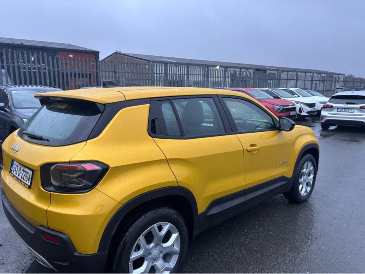 Jeep Avenger 1.2 100HP MHEV EDCT6 A - Image 2