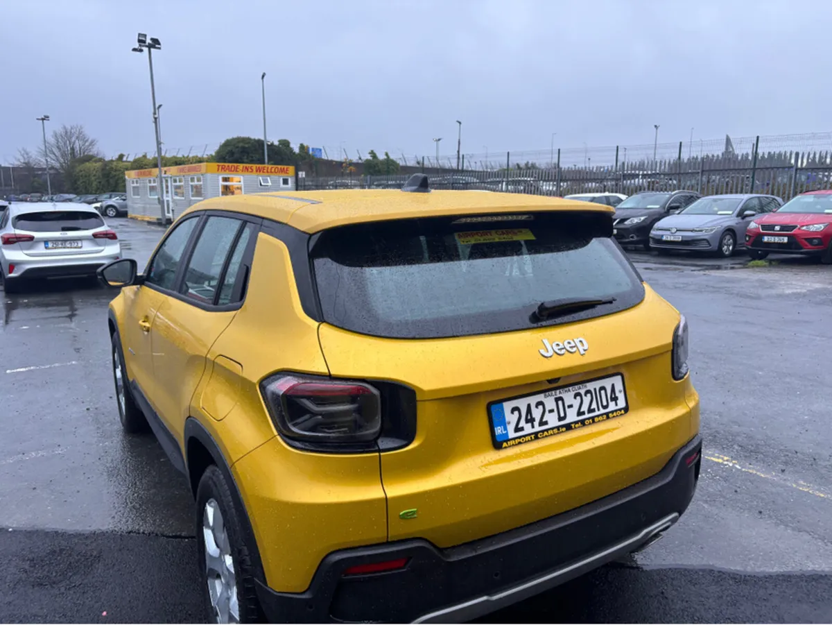 Jeep Avenger 1.2 100HP MHEV EDCT6 A - Image 4