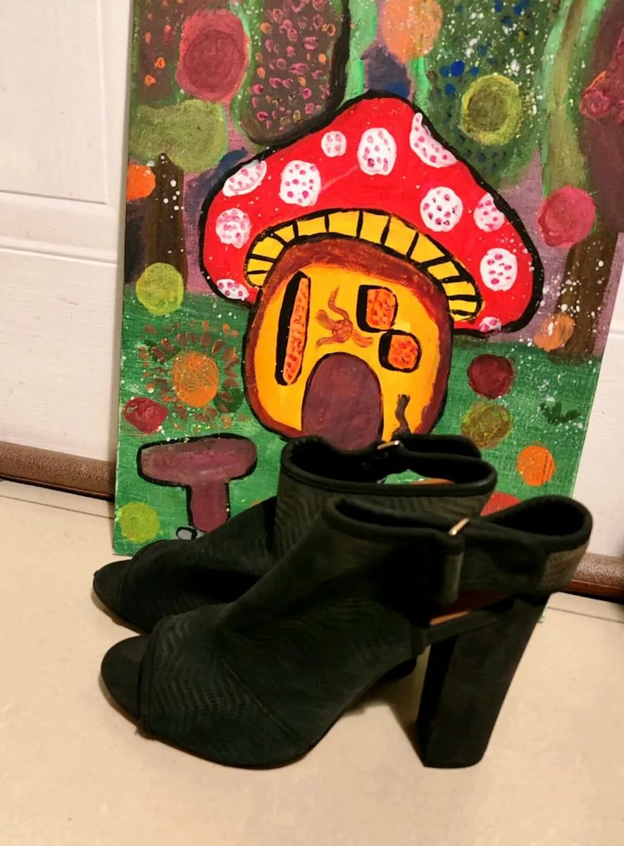 👠 ALDO Black Mesh Open-Toe Heels – Size US 9 / EU - Image 3