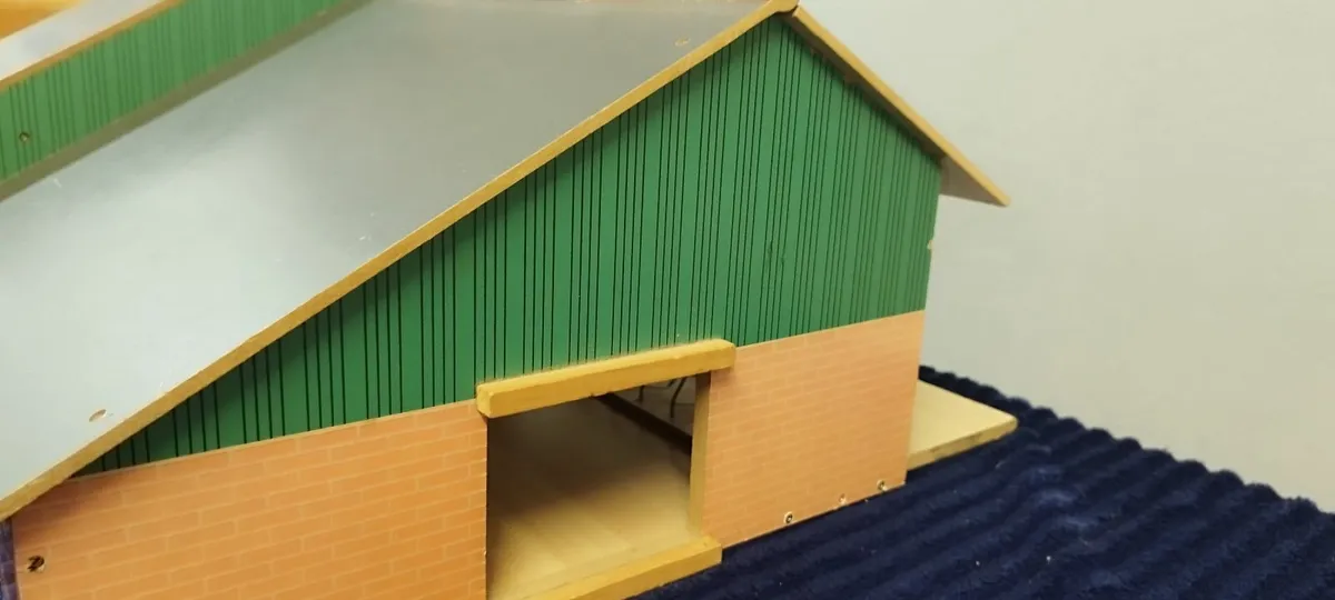 *Reduced Wooden farm & machinery shed -Dungarvan - Image 4