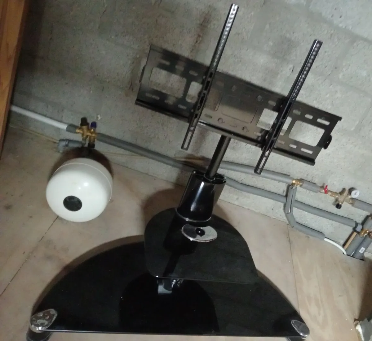 TV stand and table - Image 4