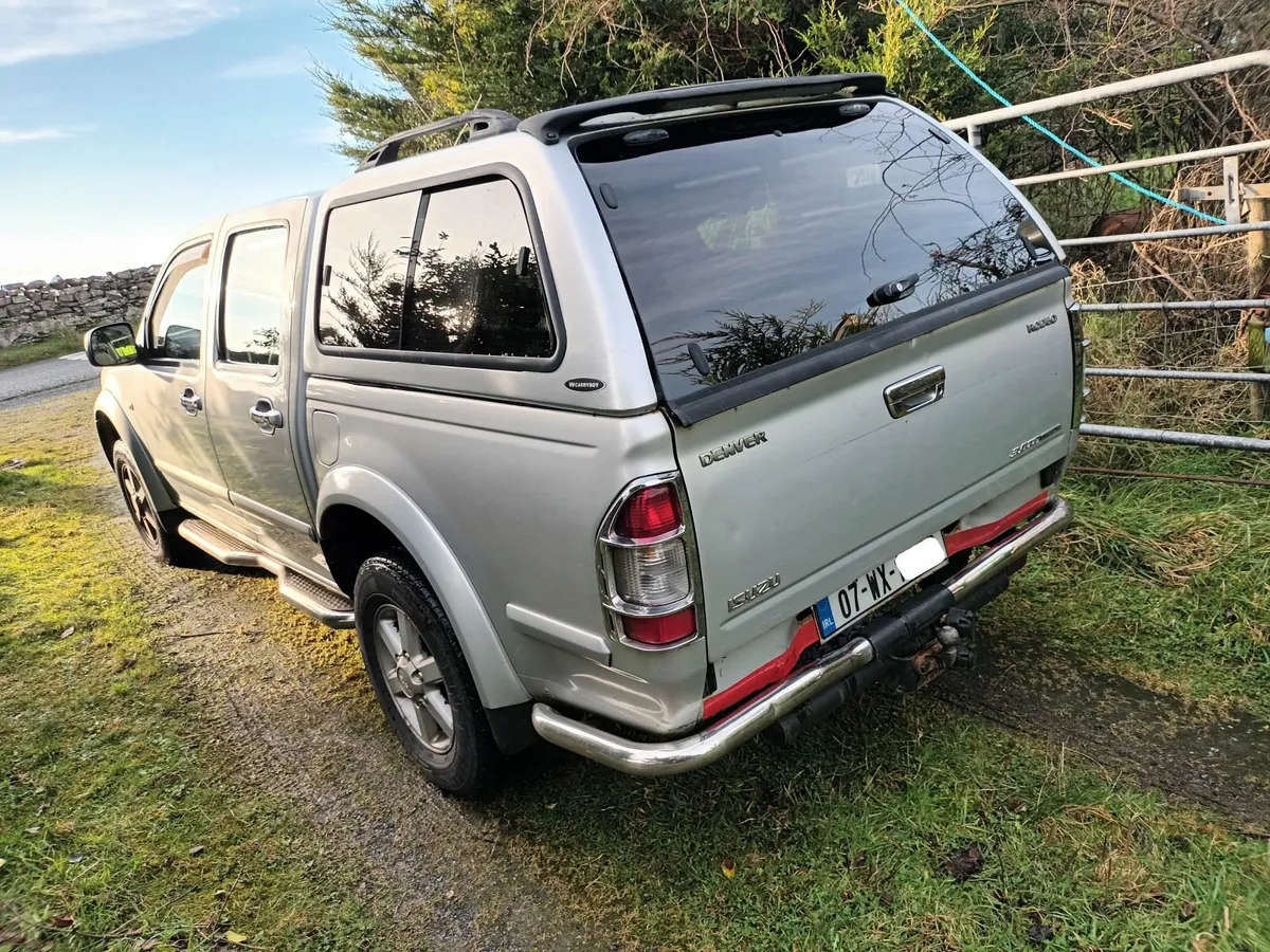 Isuzu Rodeo D-MAX 3.0   2007 - Image 3