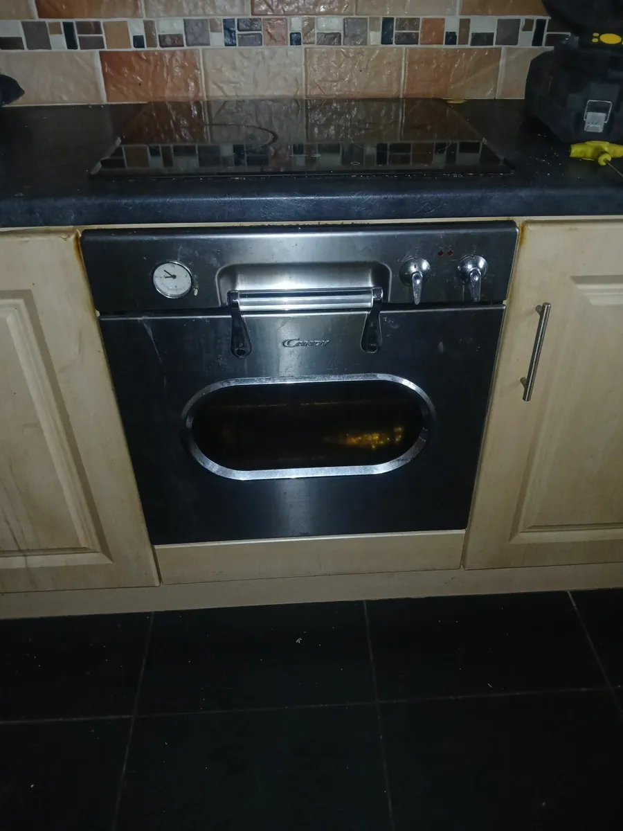 Oven - Image 2