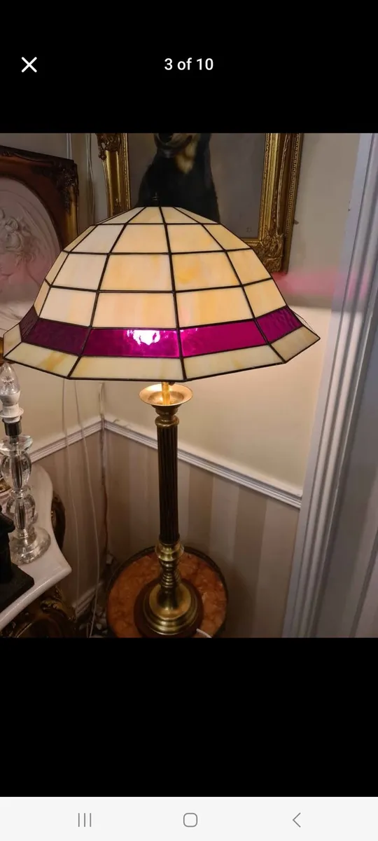 Vintage brass and tiffany lamp - Image 2