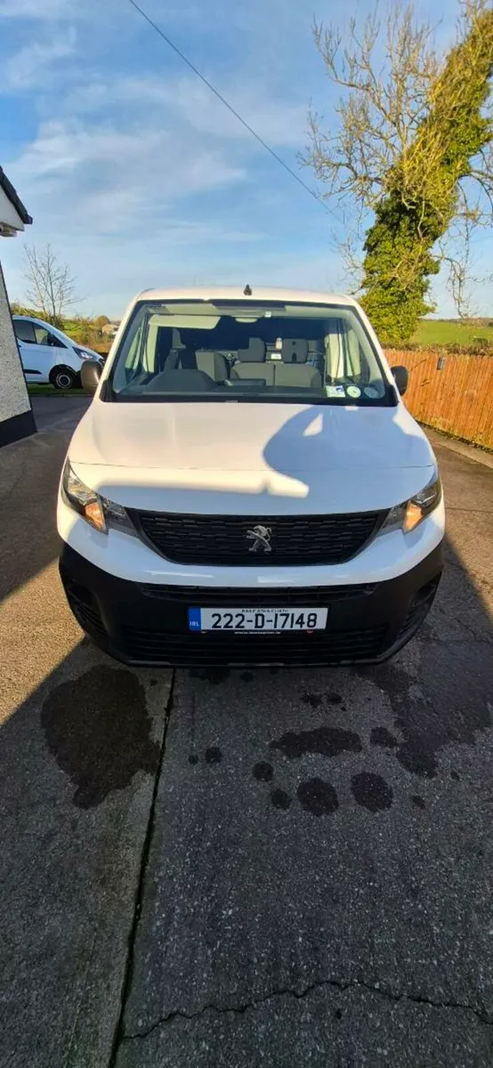 2022 Peugeot Partner - Image 4