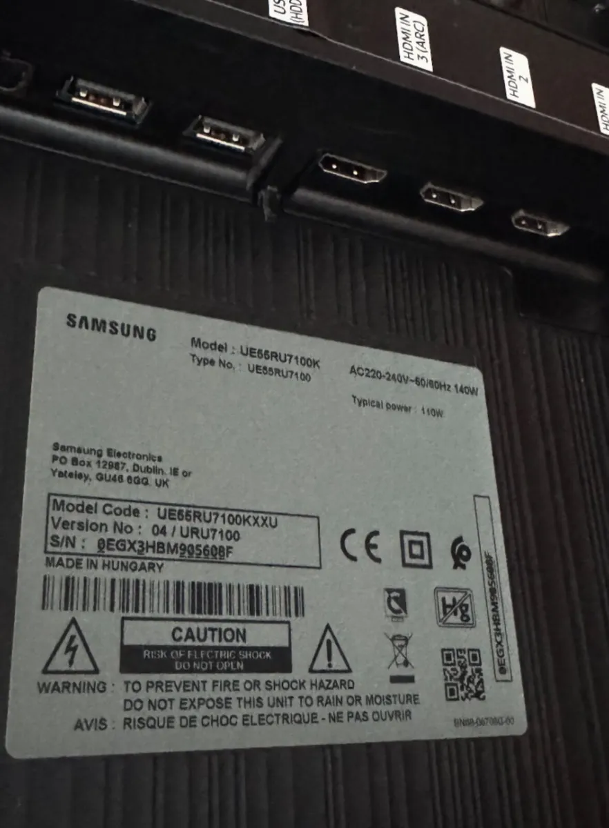 Samsung 55 inch smart tv - Image 2