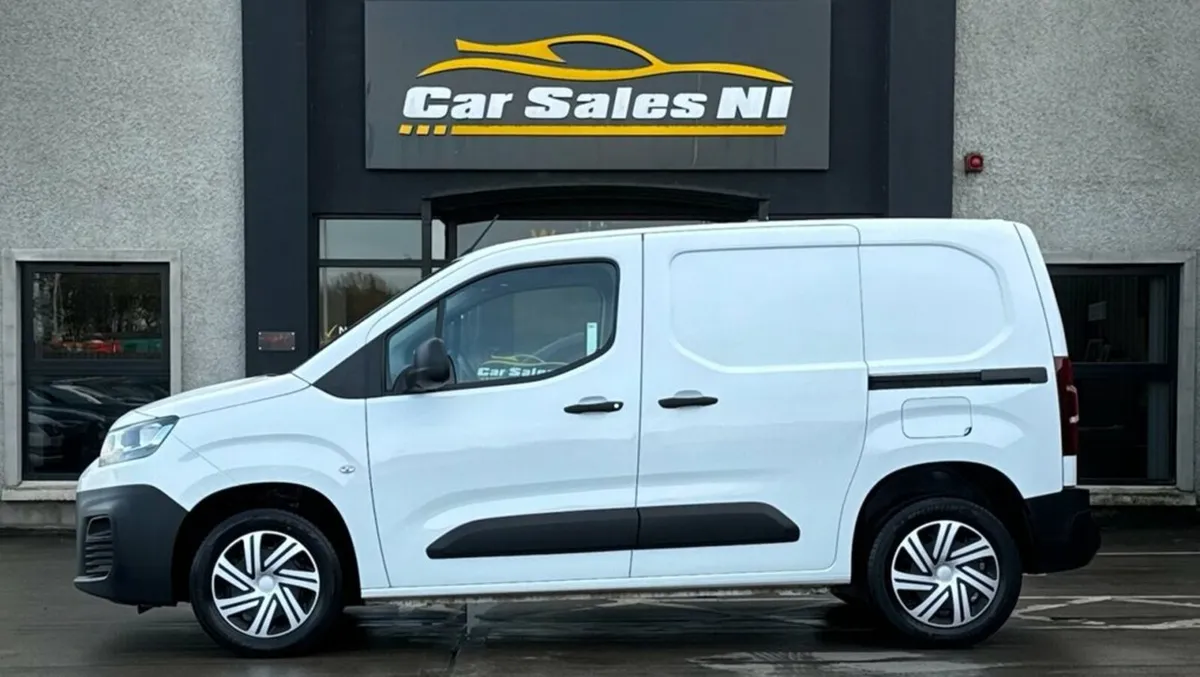 1.5 BlueHDi 1000 Enterprise M Pro Panel Van 5dr Di - Image 3