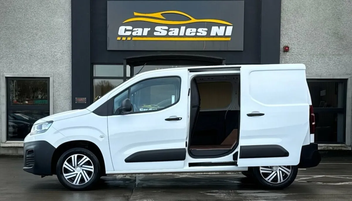 1.5 BlueHDi 1000 Enterprise M Pro Panel Van 5dr Di - Image 4