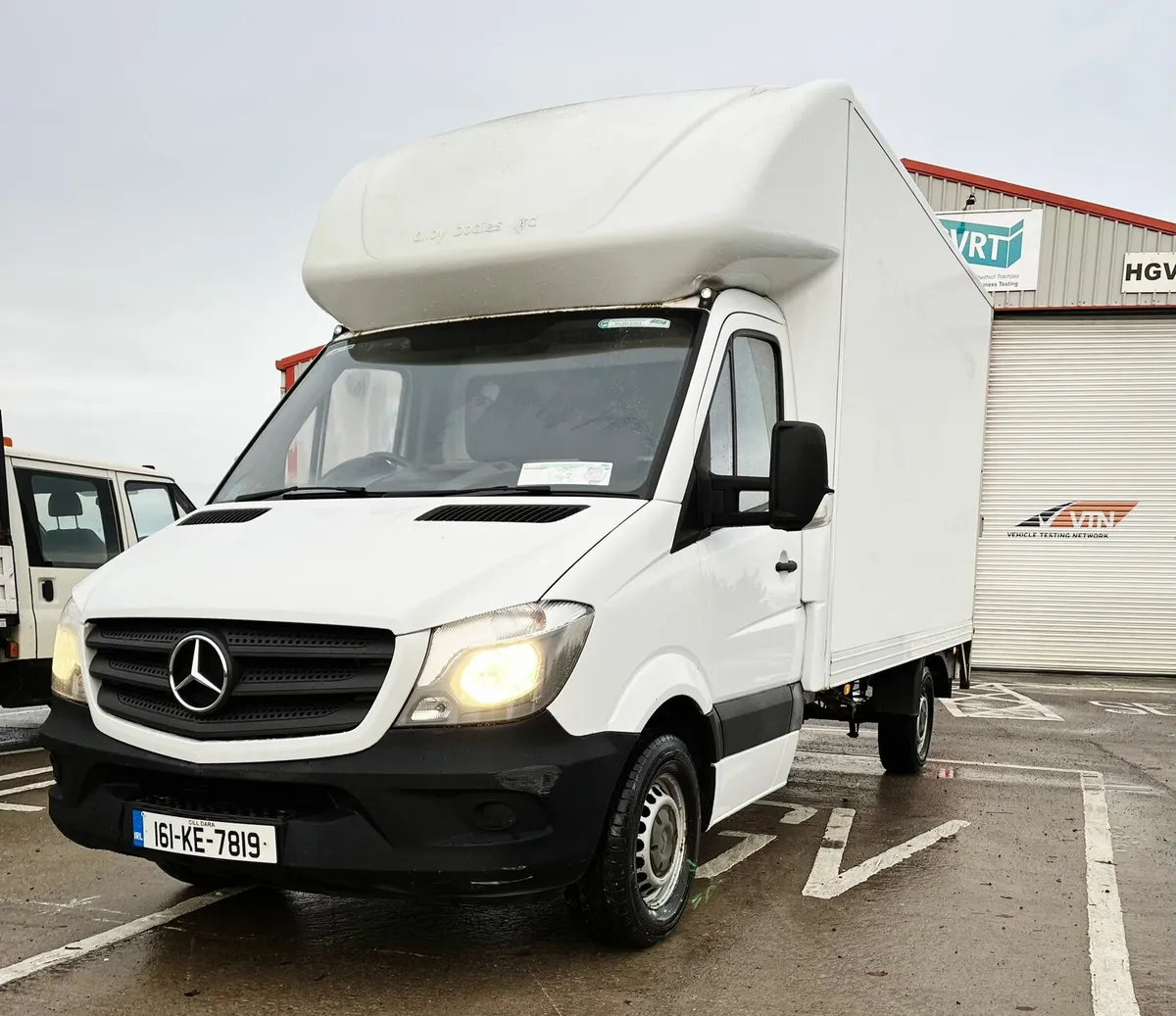 Mercedes Sprinter Box Body *New Engine* Zero KM - Image 2