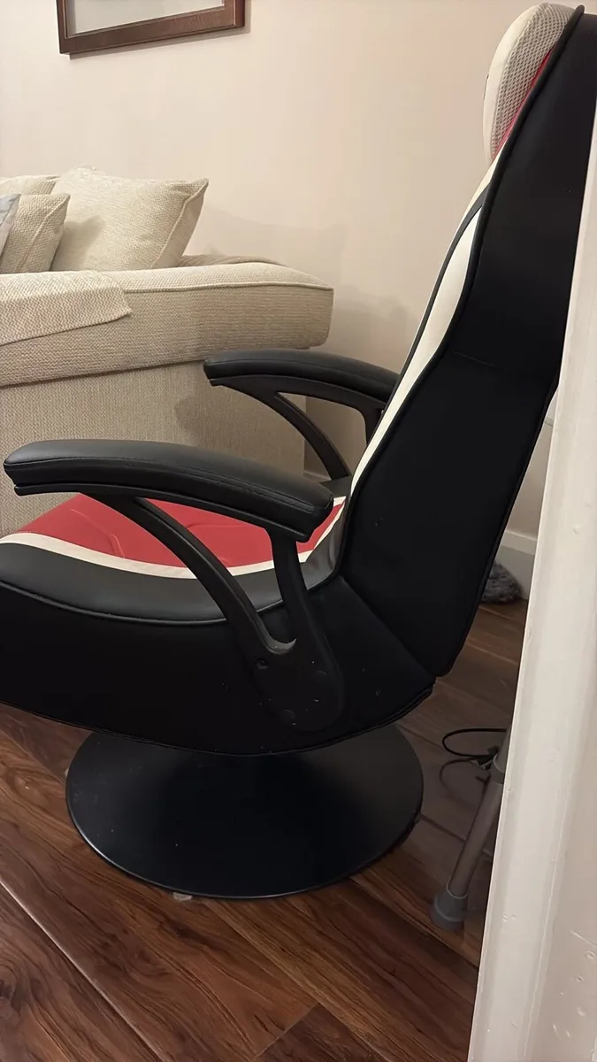 X Rocker Gaming Chair - Image 3