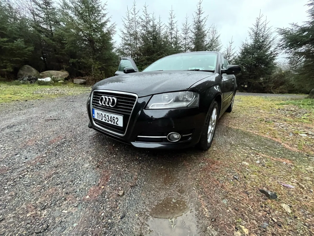 Audi A3 1.6D 2011 3dr - Image 2