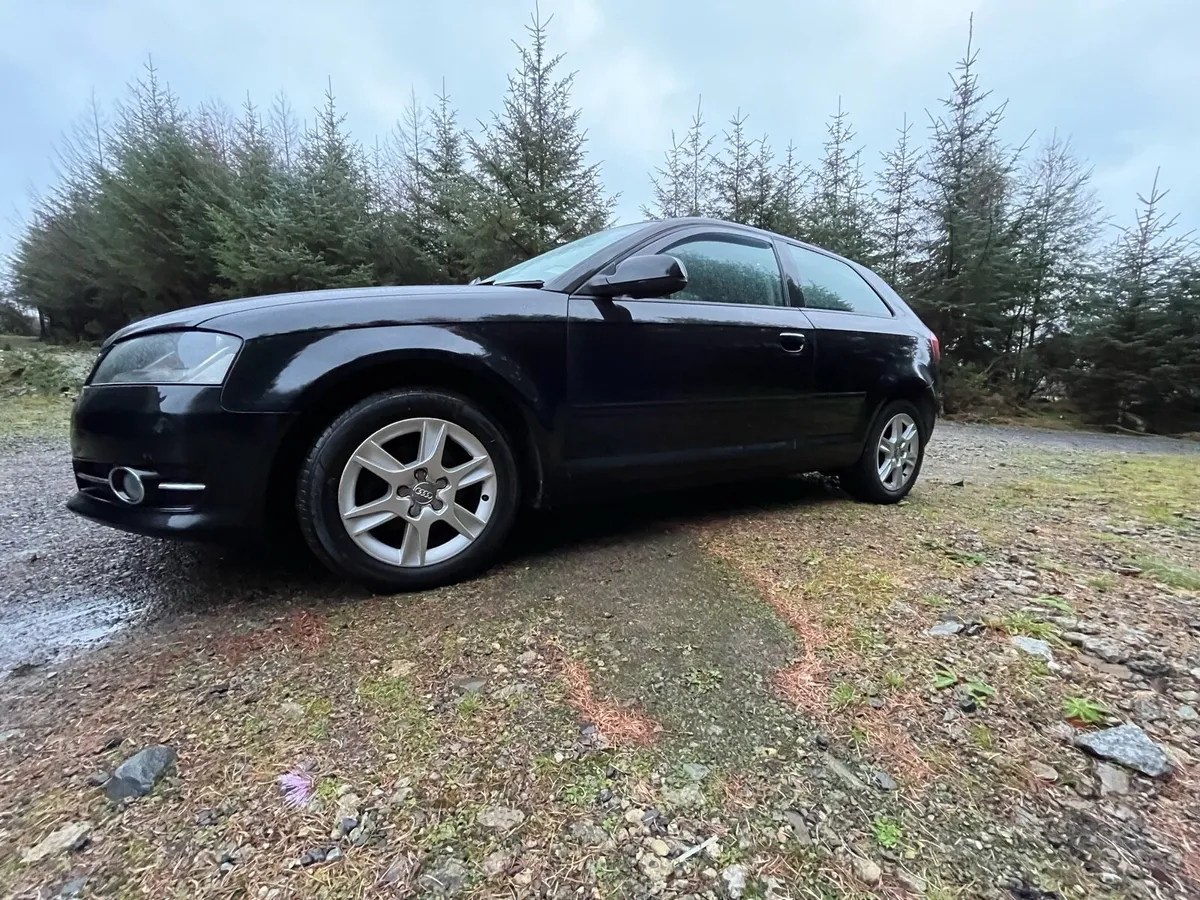 Audi A3 1.6D 2011 3dr - Image 4