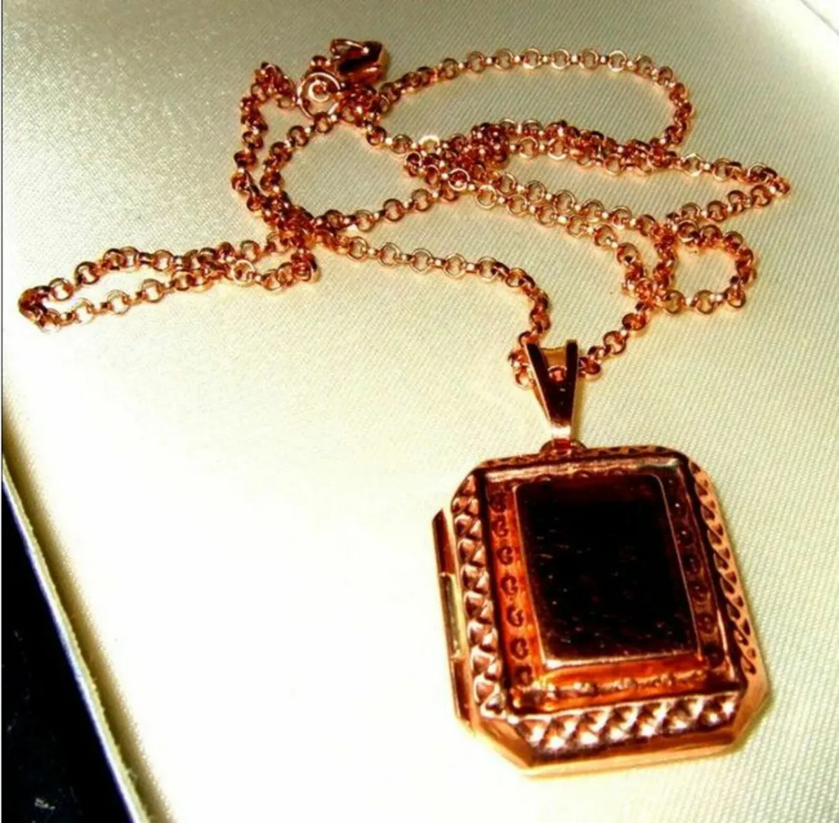 Vintage Dian Malouf Rose Gold Locket & Chain - Image 1