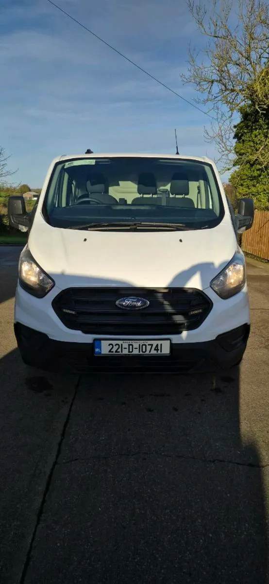 2022 Ford Transit custom - Image 1