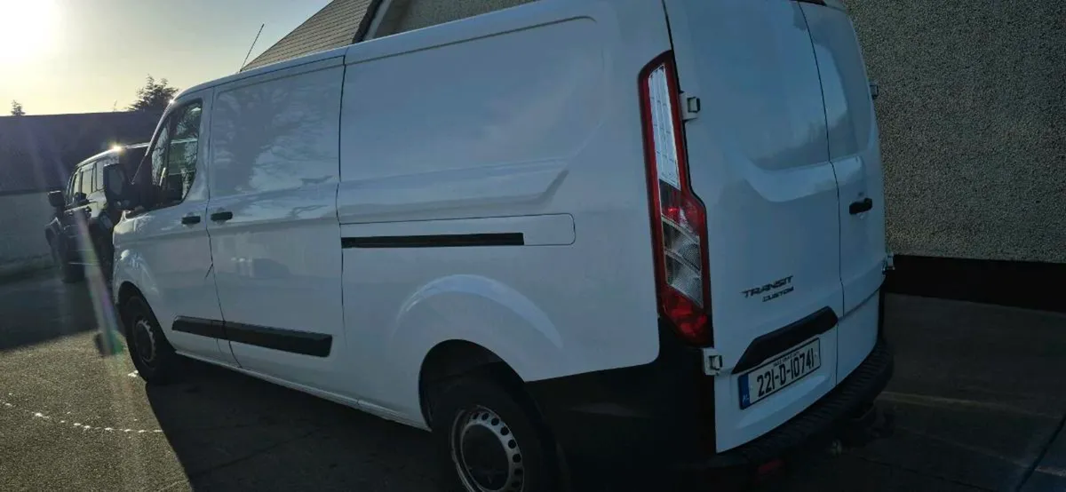 2022 Ford Transit custom - Image 3