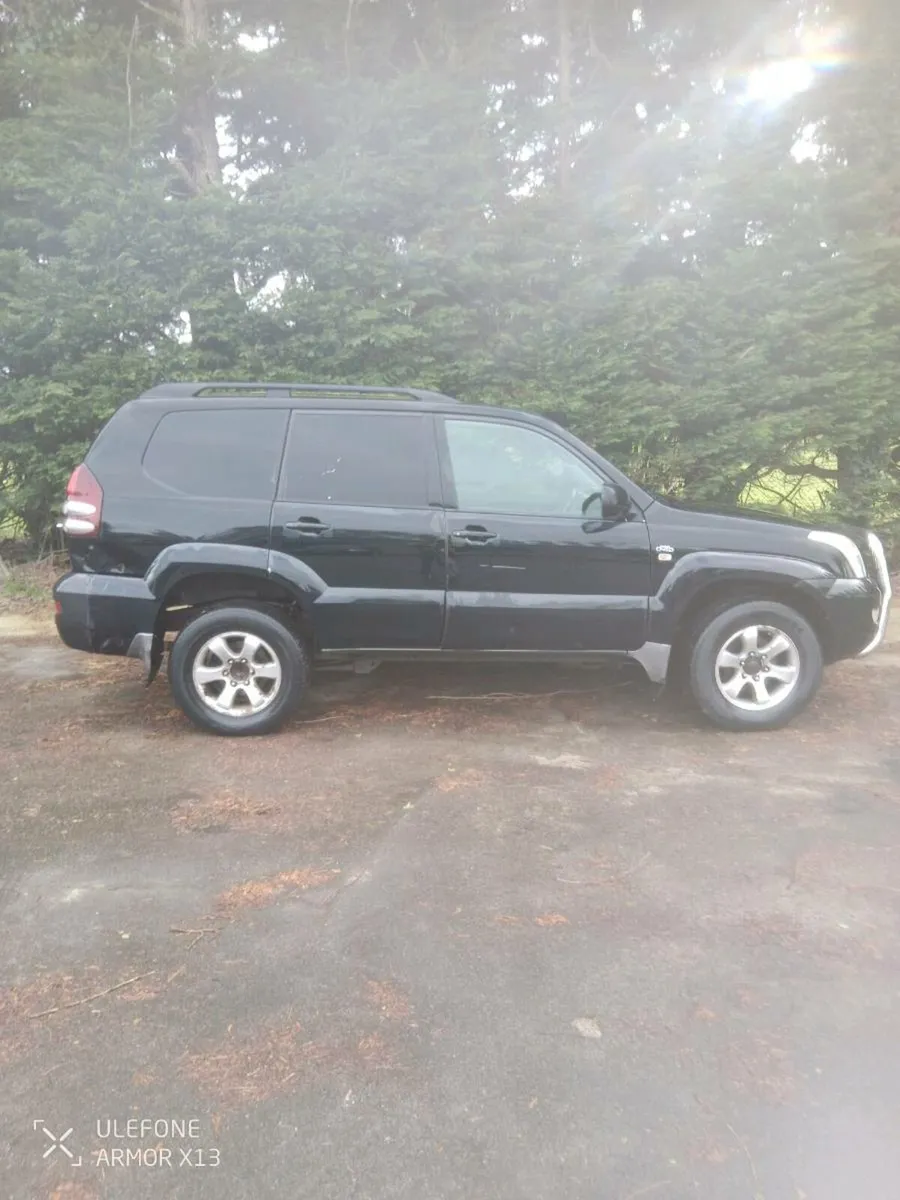 05 land cruiser - Image 3