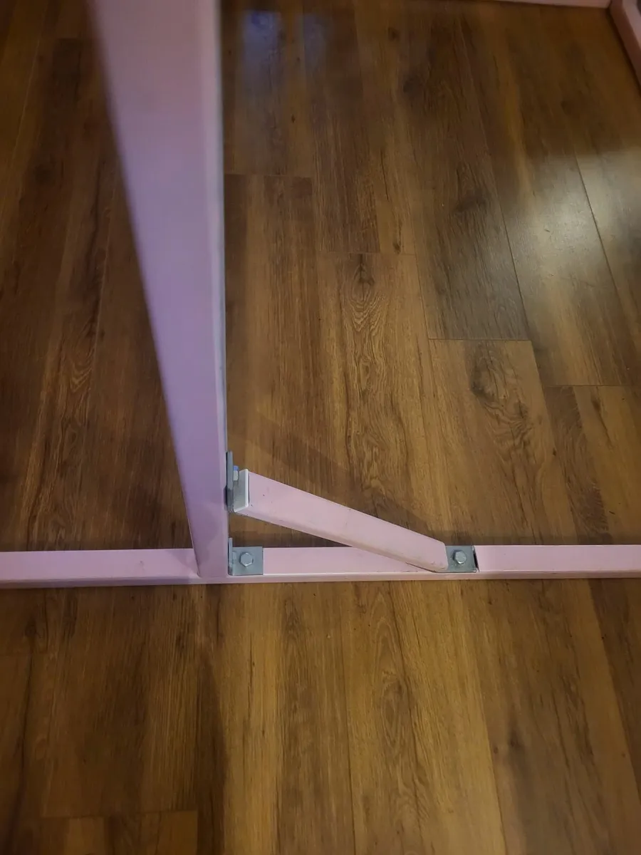 Gymnastics Bar - Image 2