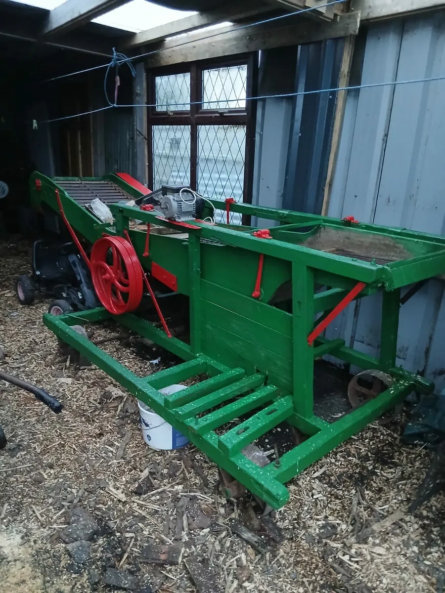 Potato grader