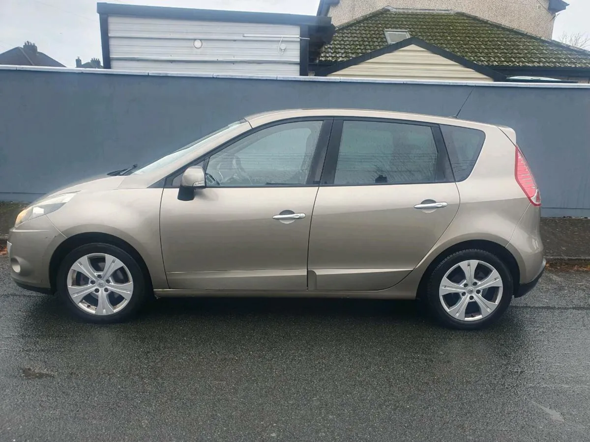 2011 RENAULT SCENIC DIESEL - Image 3