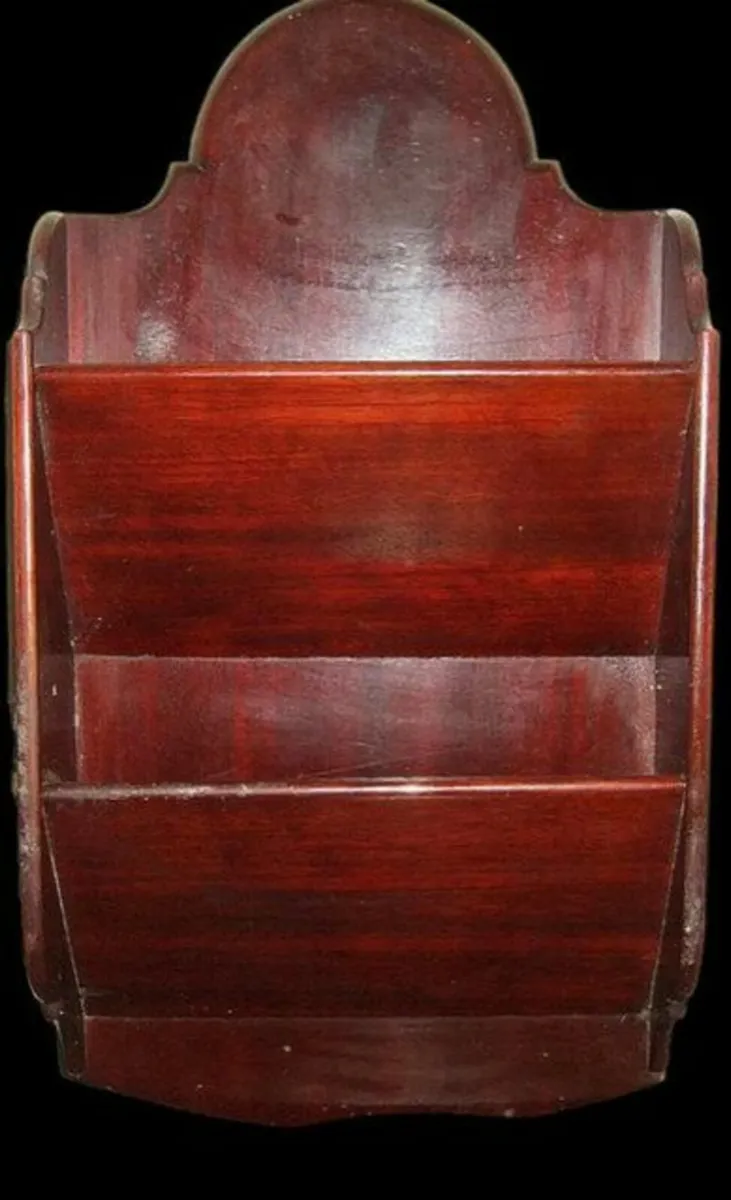 Vintage Harrods Wooden Letter Rack - Image 2