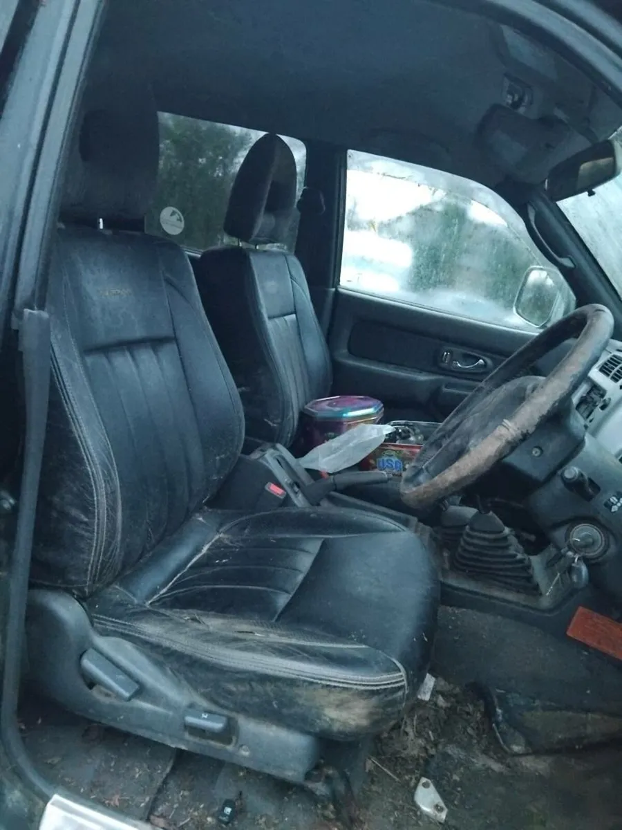 03 mitsubishi l200 for parts - Image 3
