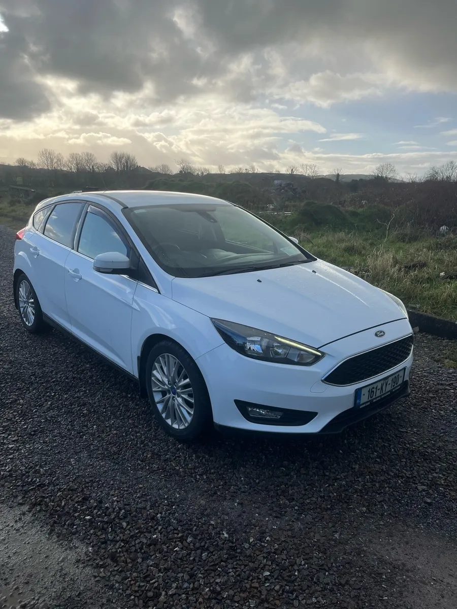 2016 Ford focus low milage - Image 1