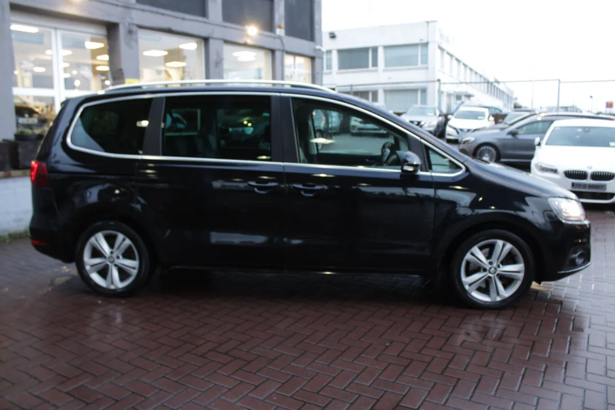 2.0TDI 150BHP SE LUXURY 7 SEATER LEATHER AND PAN R - Image 3