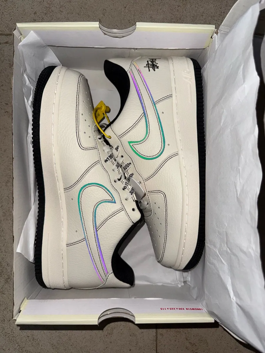 Nike x Stüssy Air Force 1 ‘07 LV8 - Image 1