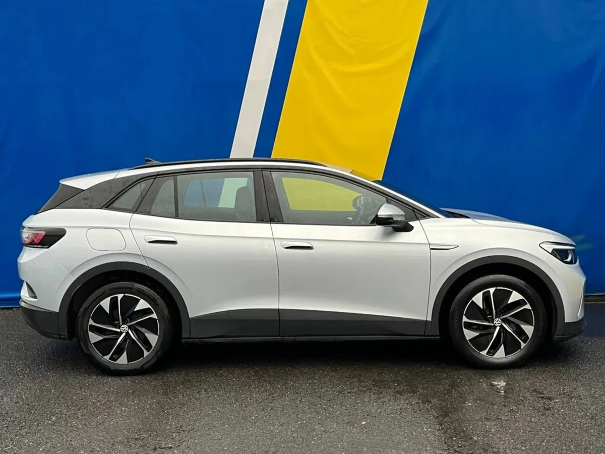 Volkswagen ID.4 PURE LIFE 52KWH // PARKING SENSORS - Image 2